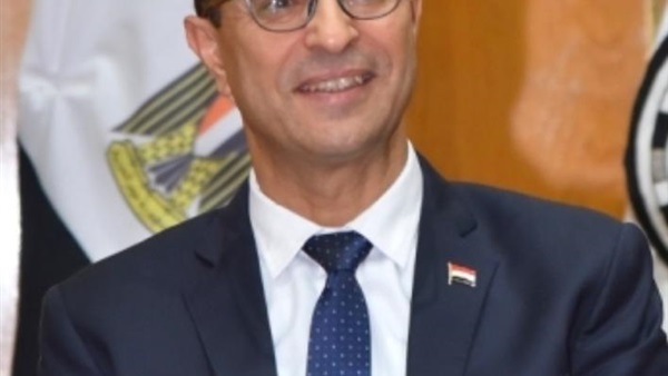 أحمد المنشاوي رئيس