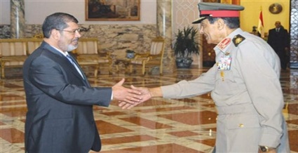 محمد مرسي والمشير