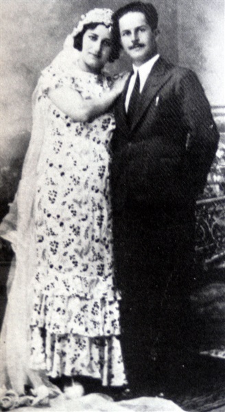 عبد القادر وزوجته