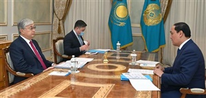 رئيس كازاخستان يستقبل