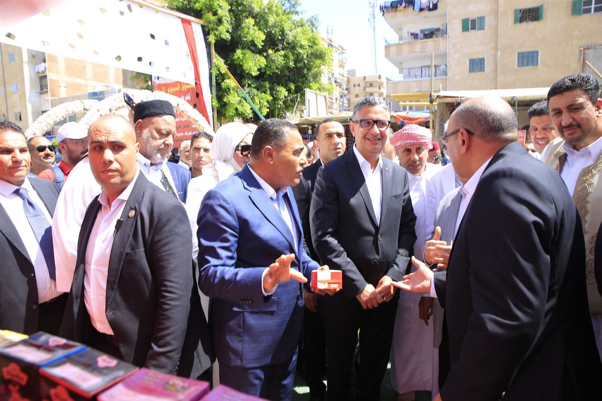 وزير التموين ومحافظ مطروح&nbsp;
