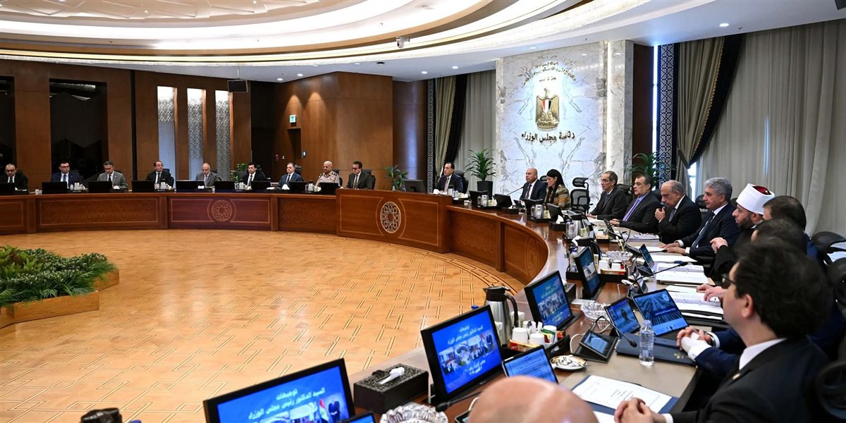 رئيس مجلس الوزراء يترأس اجتماع مجلس الوزراء&nbsp;