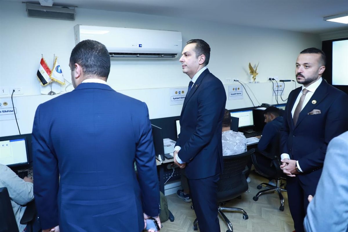 النائب أحمد عبد الجواد