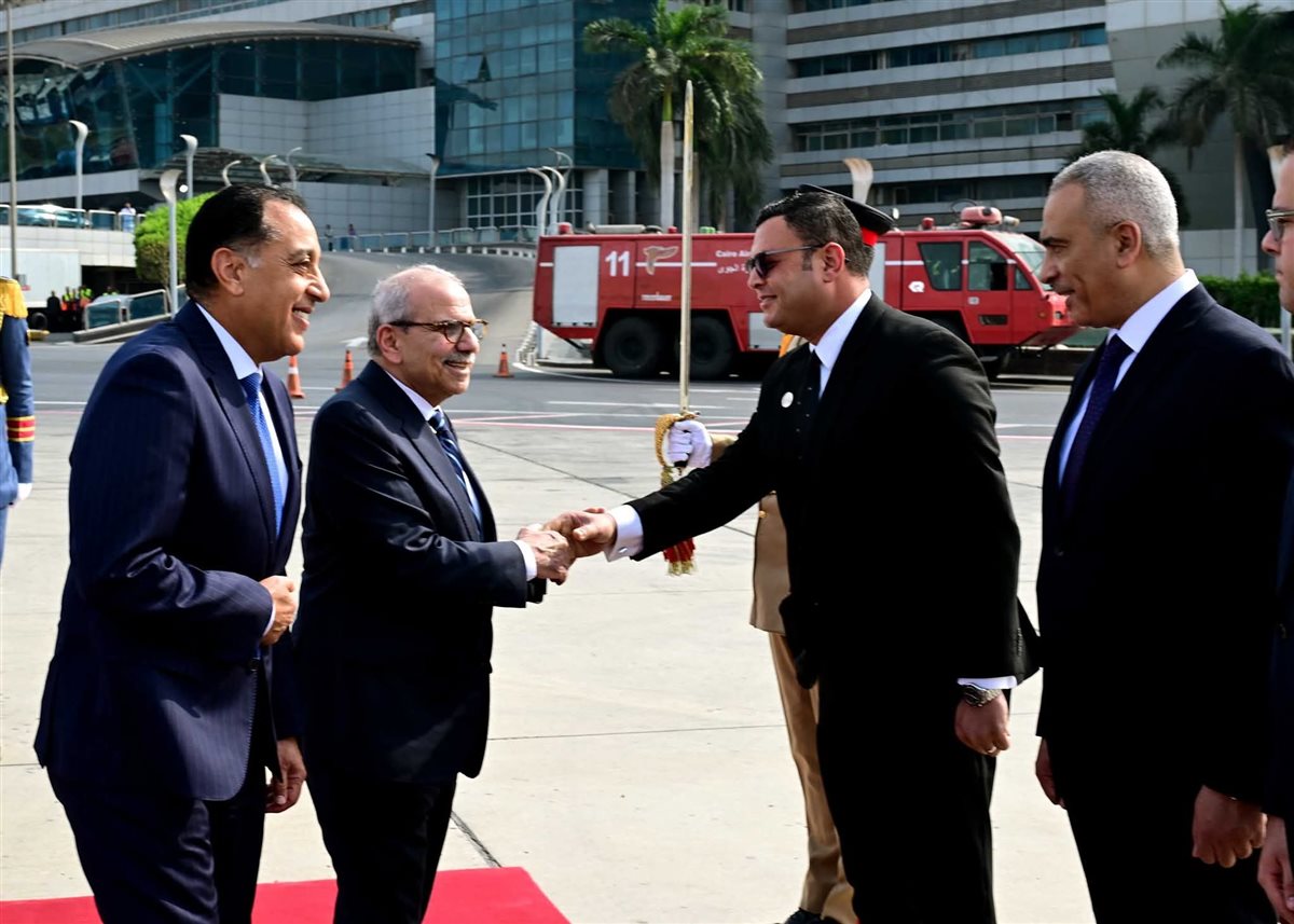 رئيس الوزراء ونظيره اللبناني&nbsp;