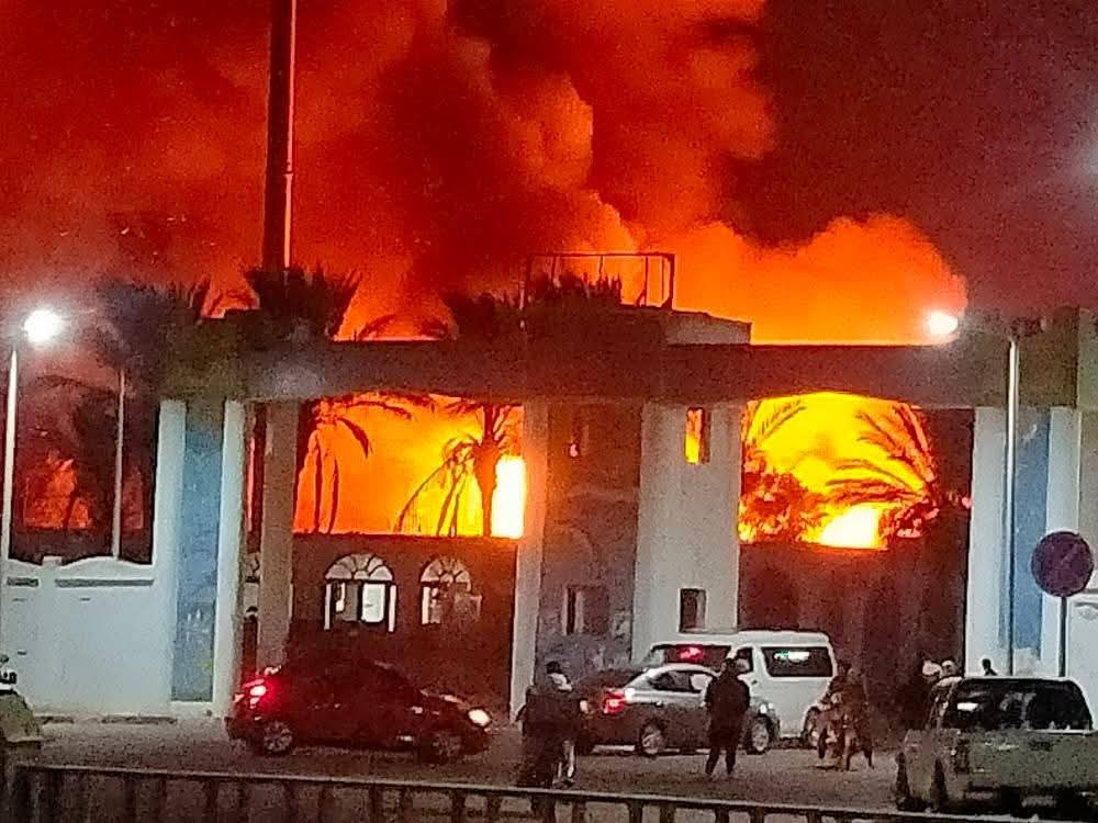 حريق مدينة دهب بمحافظة جنوب سيناء&nbsp;
