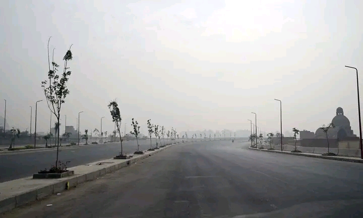 رئيس مجلس الوزراء الدكتور مصطفي مدبولي يتفقد عدداً من أعمال تطوير الطرق بالقاهرة