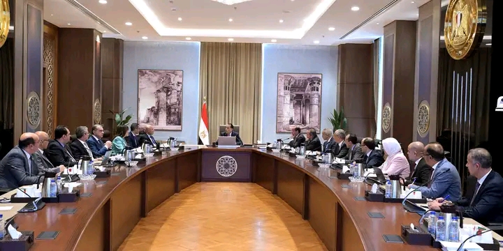رئيس مجلس الوزراء الدكتور &nbsp;مصطفي مدبولي يُتابع إجراءات منع تهريب السلع والبضائع في مختلف المنافذ