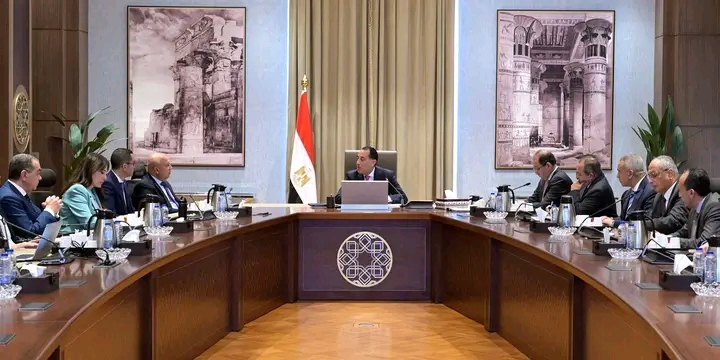 رئيس مجلس الوزراء الدكتور &nbsp;مصطفي مدبولي يُتابع إجراءات منع تهريب السلع والبضائع في مختلف المنافذ