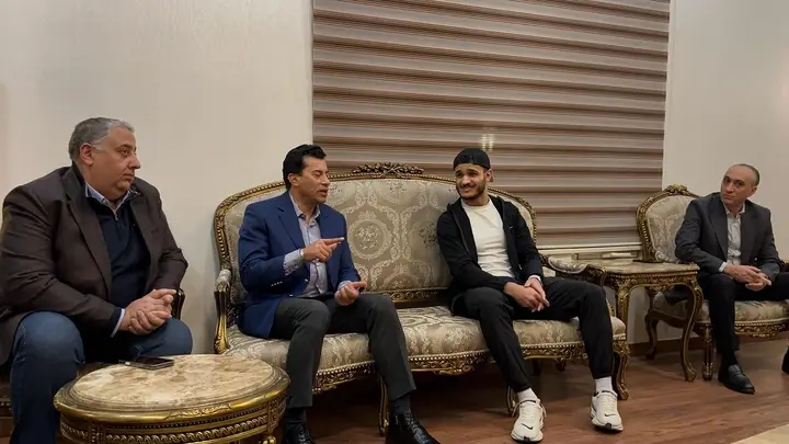 وزير الشباب والرياضة والبطل العالمي مصطفى حسين&nbsp;