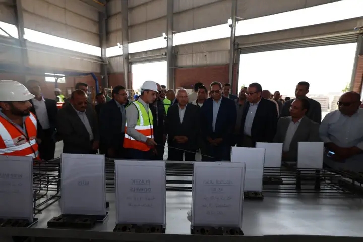 وزير الصناعة والنقل&nbsp;