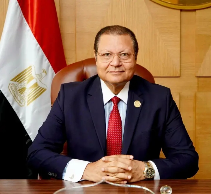 الدكتور أحمد طه&nbsp;