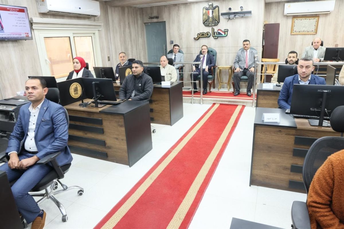 محافظ المنوفية يتابع انطلاق جولة الإعادة لانتخابات مجلس النواب في يومها الأول ويؤكد انتظام فتح جميع اللجان&nbsp;