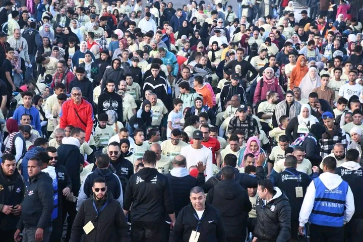 وزير الرياضة يطلق إشارة البدء للنسخة العاشرة من ماراثون زايد الخيري لصالح بنك الطعام المصري