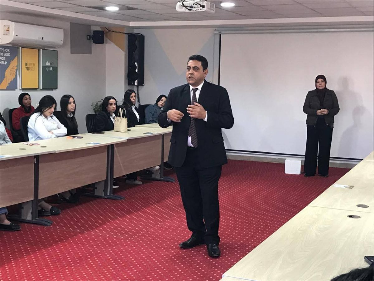 العمل تنظم ندوة توعوية بشرم الشيخ لتعريف المرأة العاملة بحقوقها بالقانون الجديد
