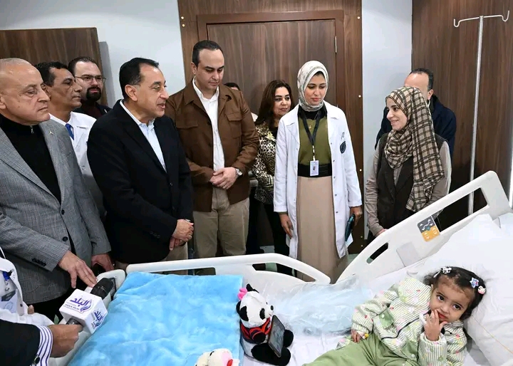 رئيس الوزراء يتفقد مجمع الأقصر الطبي الدولي 