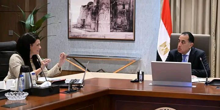 رئيس الوزراء يستعرض الإصدار الثاني من السردية الوطنية للتنمية الاقتصادية والاجتماعية