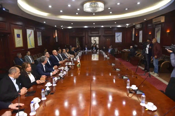 وزير الاستثمار والتجارة الخارجية يعقد لقاء مع مستثمري محافظة الأقصر بحضور المحافظ