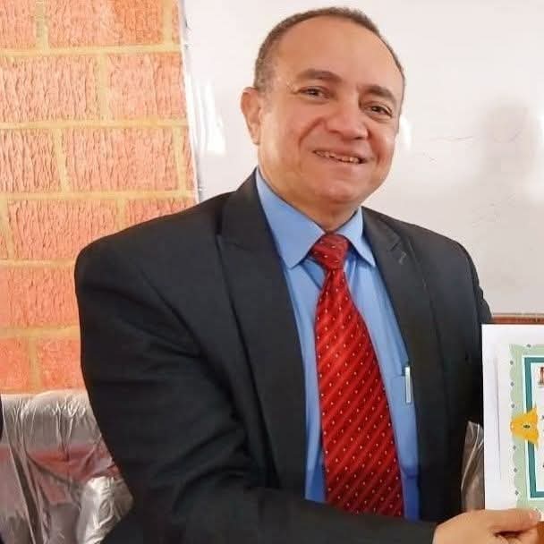 الدكتور ياسر محمود سيد