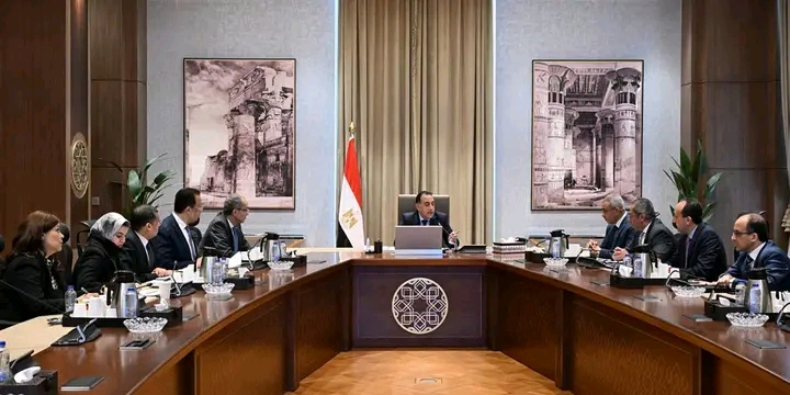 رئيس الوزراء يتابع الموقف التنفيذي لمدينة المعرفة بالعاصمة الجديدة