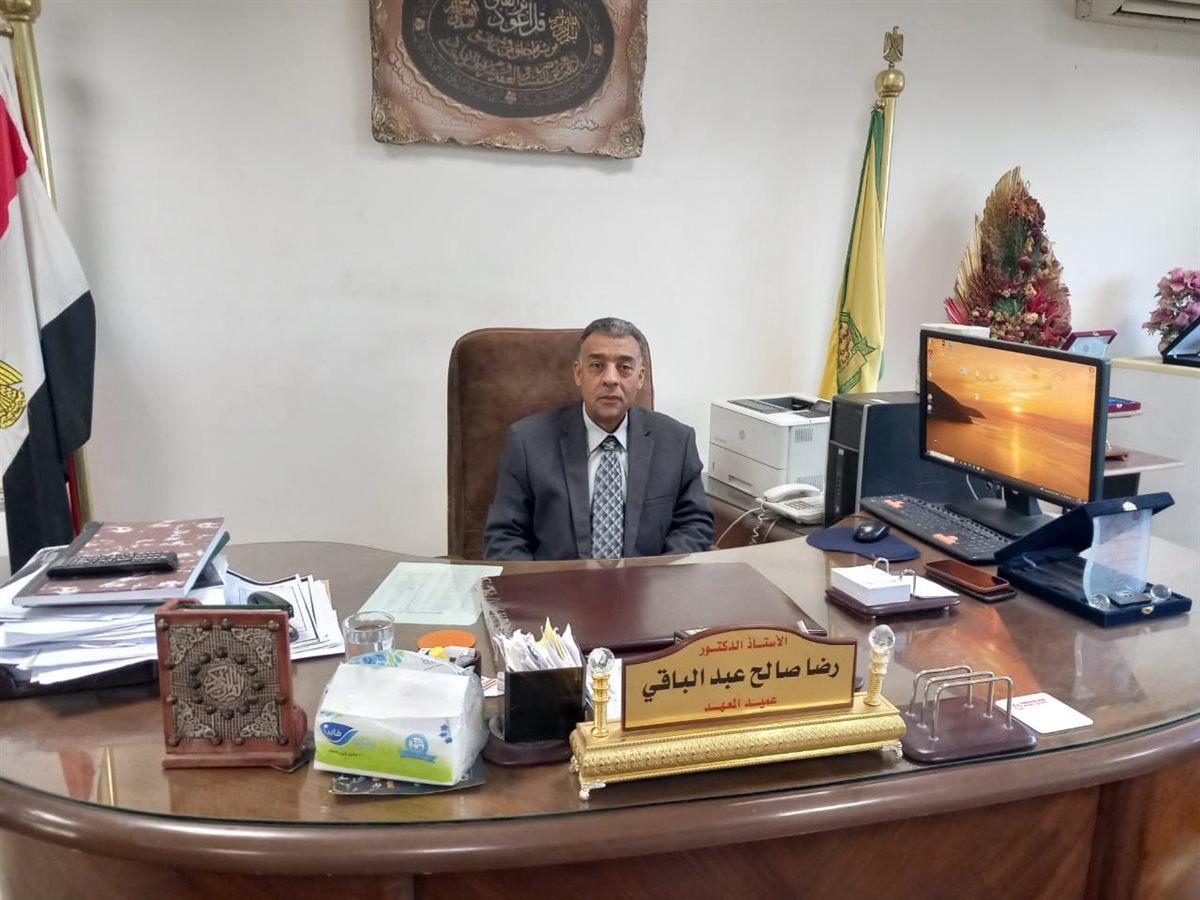 بوابة المواطن ترصد أجواء فاعليات امتحانات المعهد العالي لنظم التجارة الإلكترونية بسوهاج