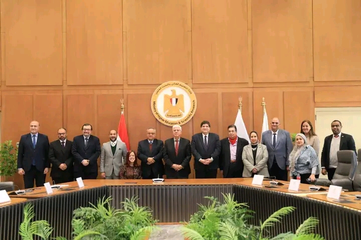 وزير التعليم العالي ومدير مكتبة الإسكندرية يوقعان بروتوكول تعاون لافتتاح سفارة المعرفة بمكتب مصر للعلاقات الثقافية والتعليمية ببرلين