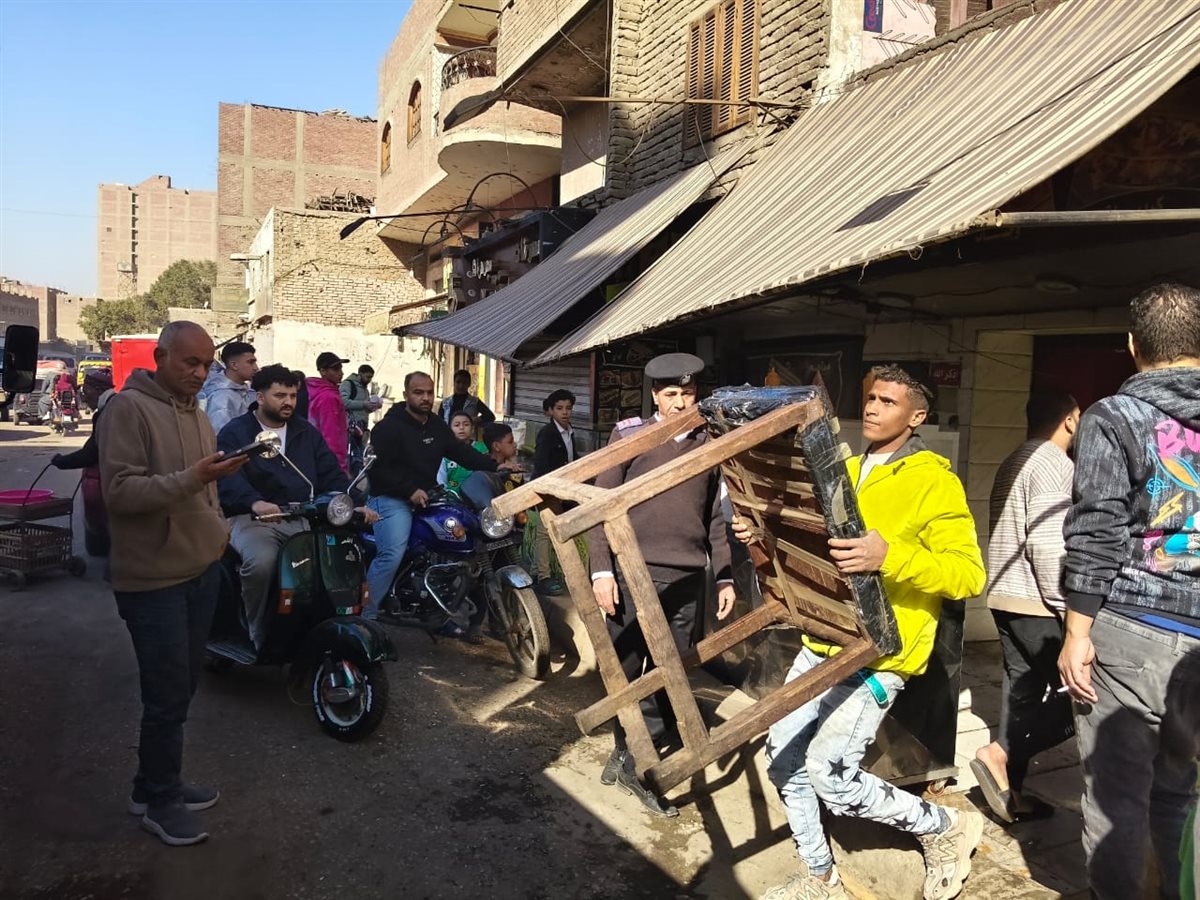 إشغالات أبو النمرس بجنوب الجيزة تشن حملة مكثفة بمنطقة ترسا