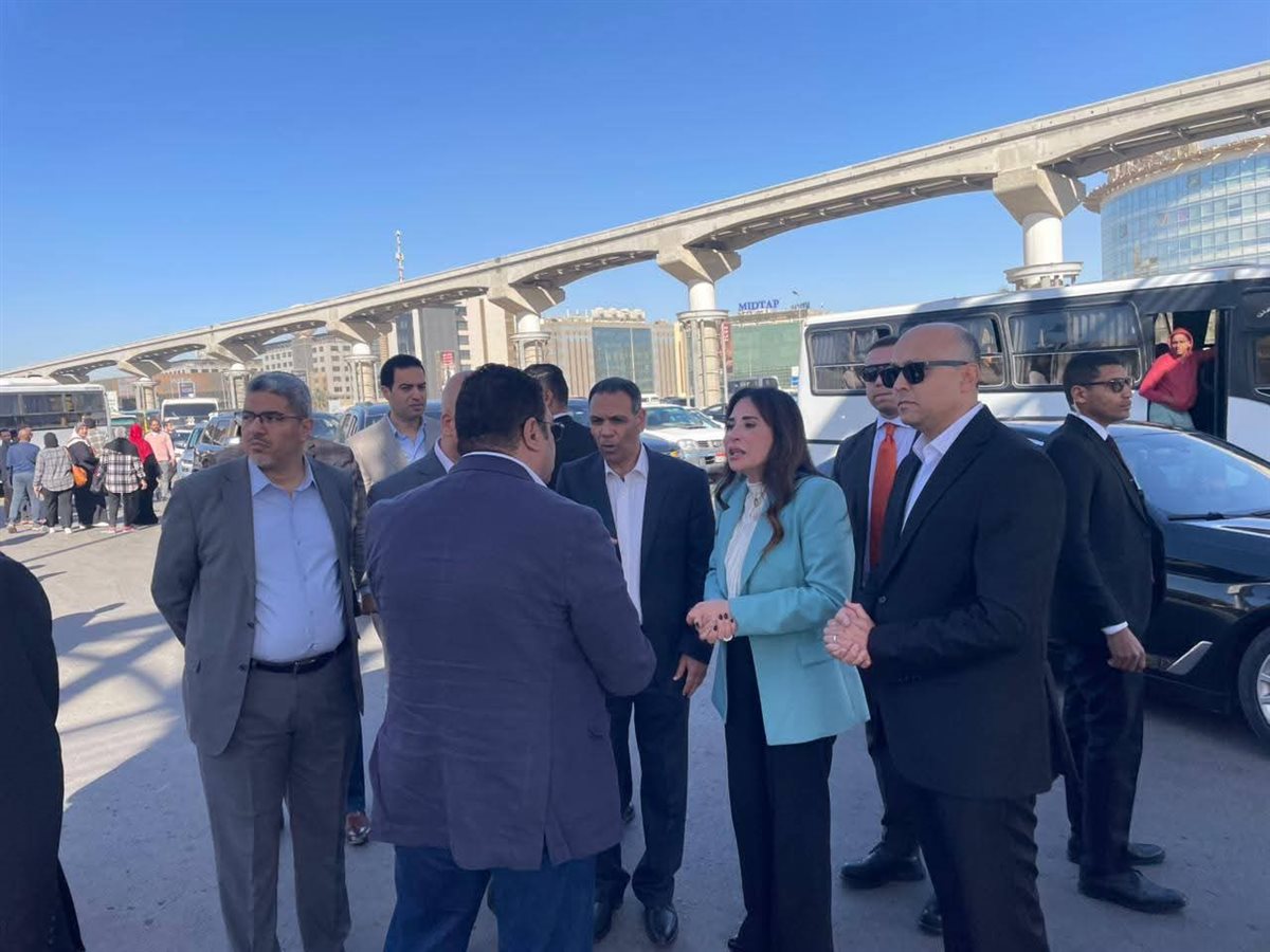 &nbsp;وزيرة الإسكان تقوم بجولة مفاجئة بمدينة القاهرة الجديدة