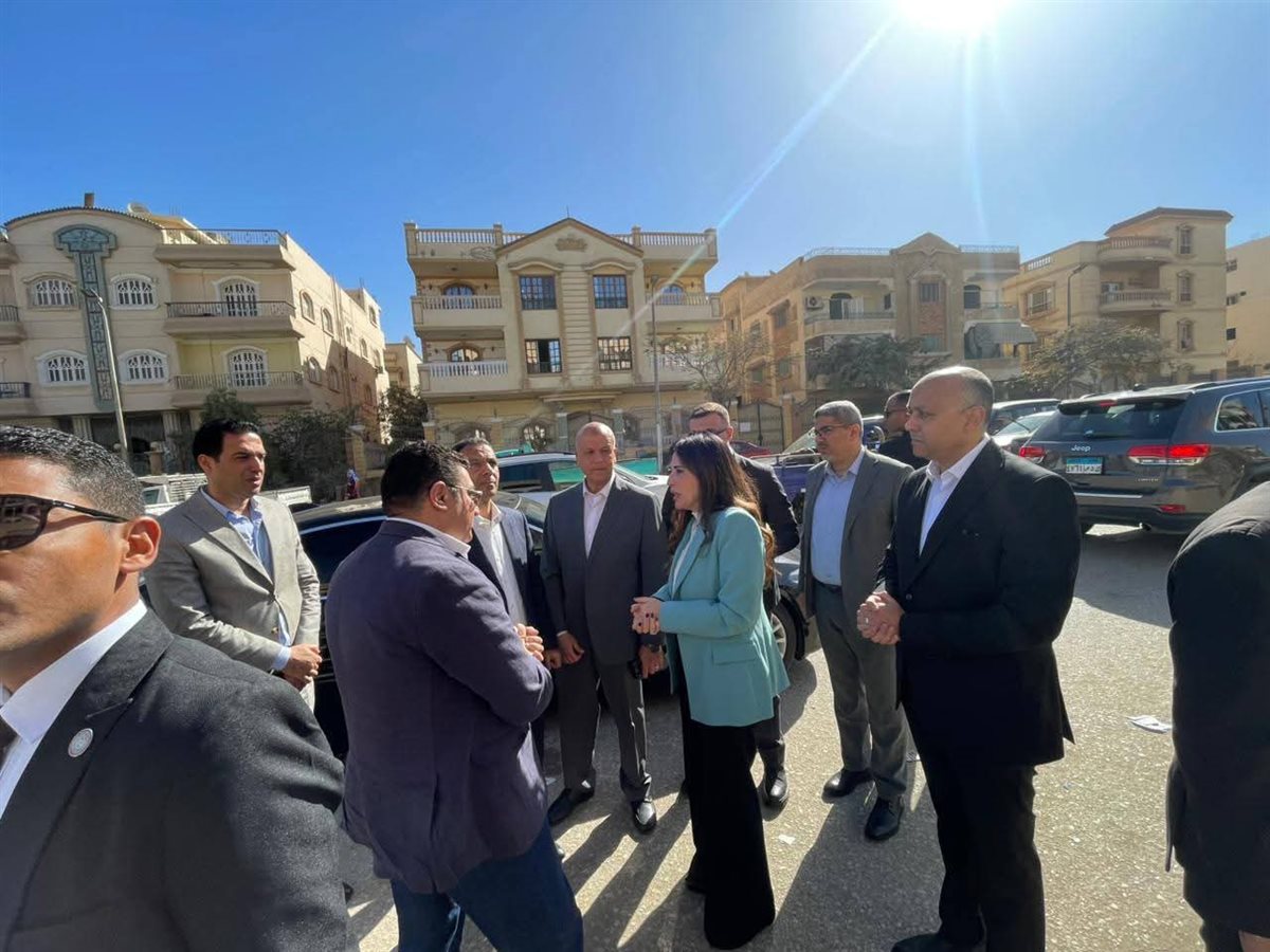 &nbsp;وزيرة الإسكان تقوم بجولة مفاجئة بمدينة القاهرة الجديدة
