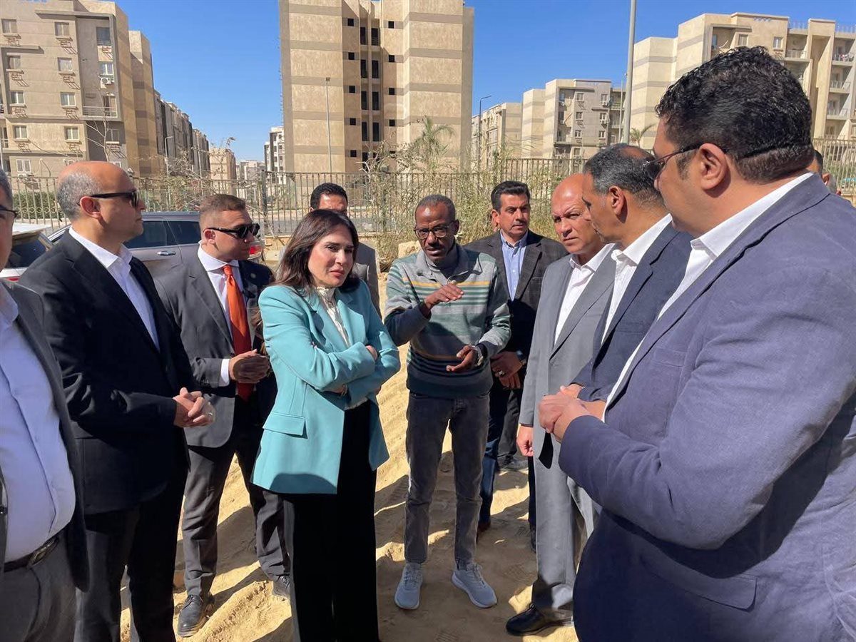 &nbsp;وزيرة الإسكان تقوم بجولة مفاجئة بمدينة القاهرة الجديدة