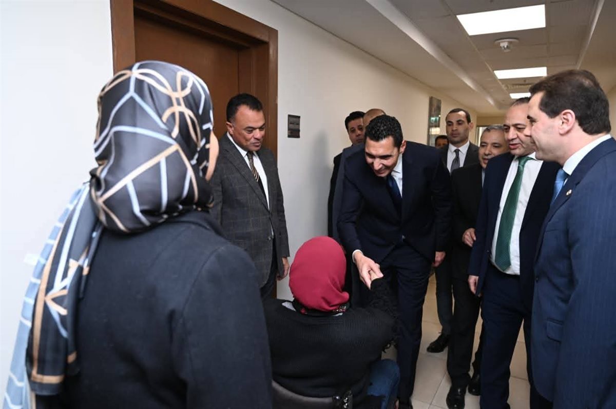 جوهر نبيل وزير الشباب والرياضة يتفقد قطاعات الوزارة في أول أيام عمله