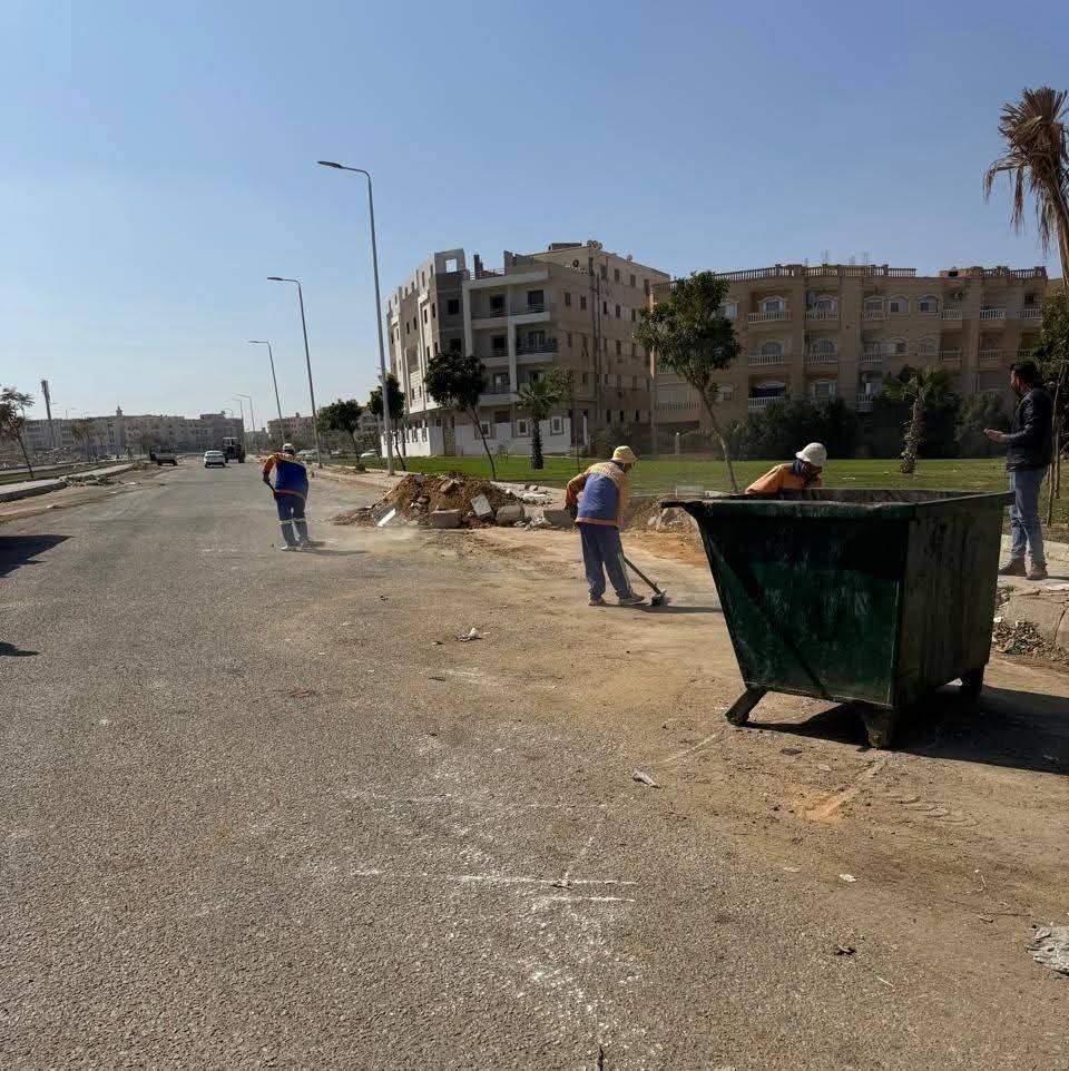 استجابة فورية لطلبات أحد المواطنين عقب لقاءه وزيرة الإسكان خلال جولتها بمدينة الشروق