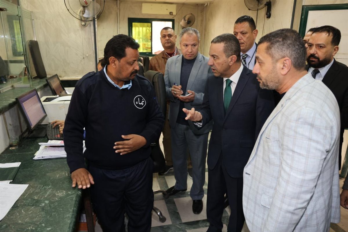 محافظ المنوفية يفاجئ عيادة &nbsp;التأمين الصحي بمبني حي غرب للوقوف علي مستوى &nbsp;الخدمات الطبية المقدمة لمرضى التأمين