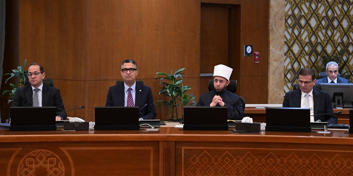 رئيس الوزراء: تكليفات للوزراء بانتظام متابعة الأسواق ميدانياً بالتنسيق مع الأجهزة الرقابية للتأكد من توافر مختلف السلع بالأسعار المناسبة