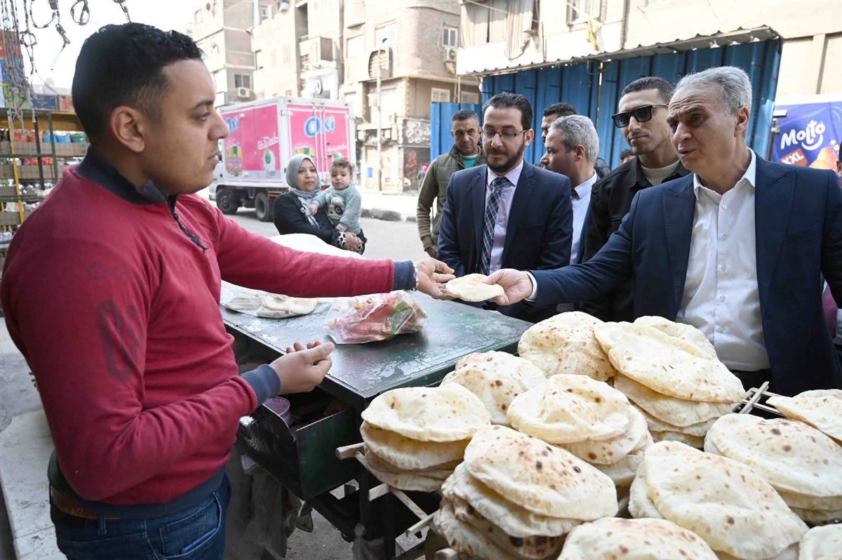 رئيس جهاز حماية المستهلك يقود حملة رقابية مُفاجئة على الأسواق بمنطقتي بولاق الدكرور وناهيا لضبط الأسعار &nbsp;وفرض الانضباط والتصدي لمحاولات التلاعب وضبط &nbsp;