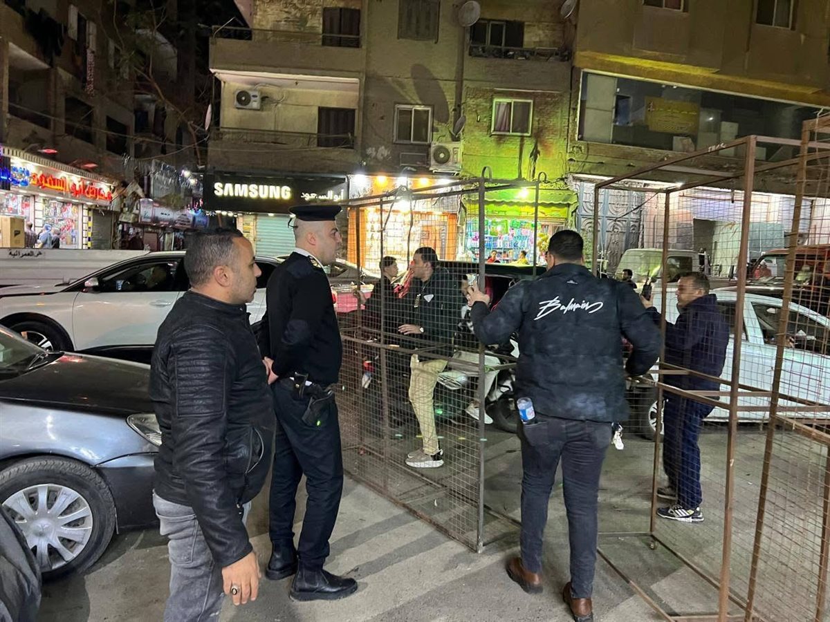 محافظة الجيزة تشن حملات مكبرة بشارعي الثلاثيني وعثمان محرم لرفع الإشغالات وتحرير محاضر تموينية