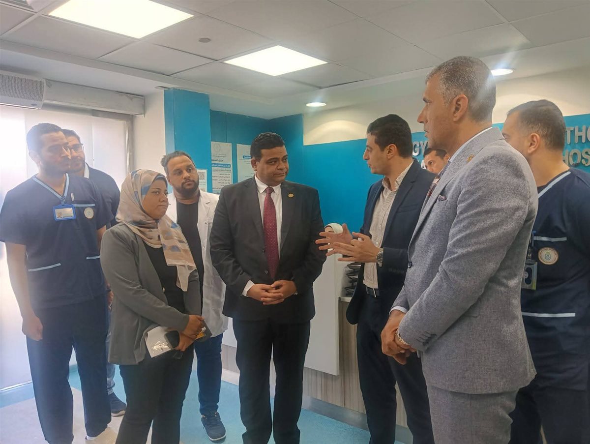 جولة ميدانية لمدير الرعاية الصحية بمستشفي شرم الشيخ