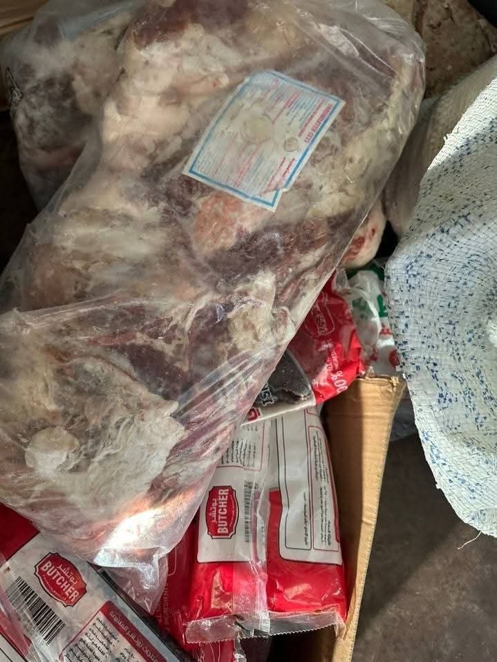 تمكنت مديرية الطب البيطرى بالغربية من مصادرة &nbsp;410 كيلو لحوم ودواجن وأسماك مدخنة (رنجة)غير صالحة للاستهلاك الأدمى