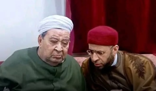 تفاصيل زيارة الشيخ أسامة الأزهري لشقيق الإمام الأكبر بساحة الطيب بمحافظة الأقصر