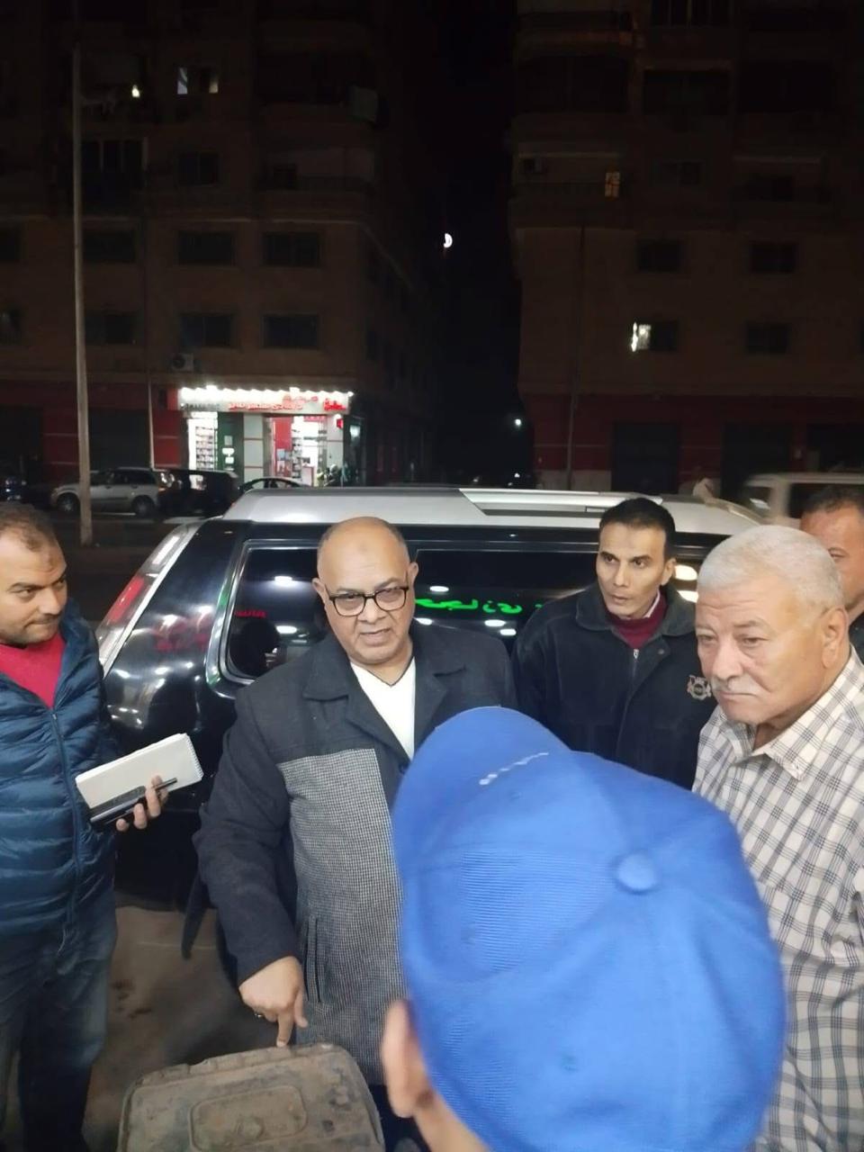 جولة ليلية لسكرتير عام محافظة الجيزة بشوارع العمرانية لمتابعة مستوى النظافة ورفع الإشغالات وحملات رفع السيارات المتروكة