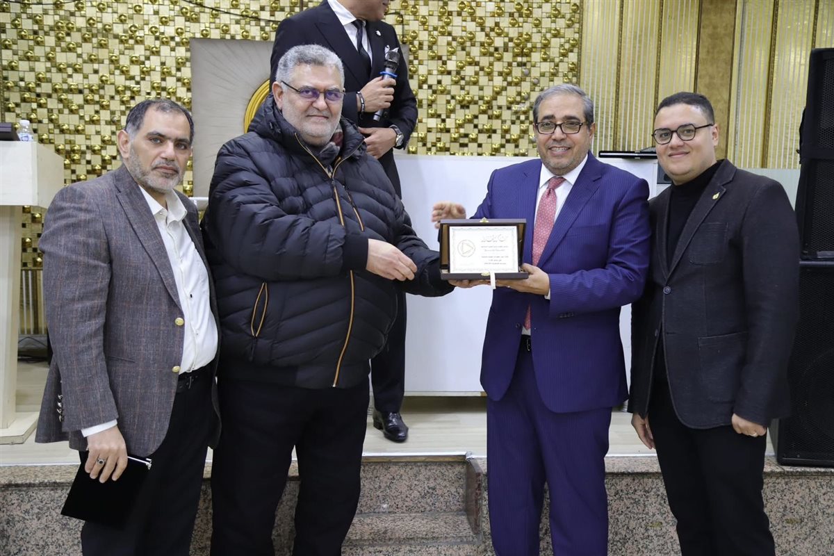 العناصر الإخوانية بافطار رابطة الاعلاميين الدولية بمنطقة صفاكوى باسطنبول بتركيا