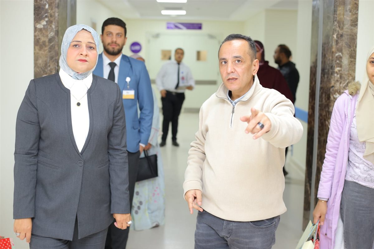 النائبة مروة قنصوه تزور مستشفى الناس وتُدخل البهجة على قلوب الأطفال قبل عيد الفطر