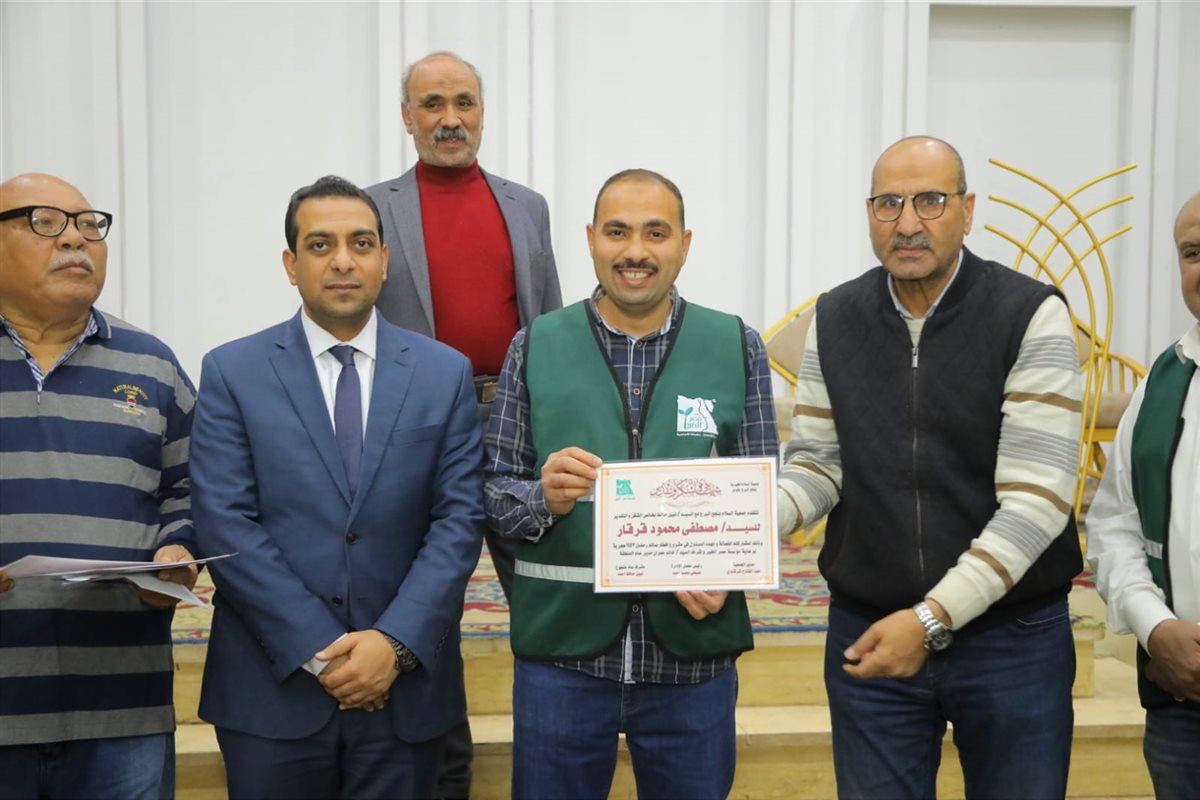 برعاية محافظ قنا..