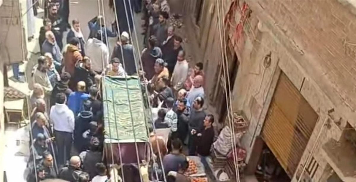 جنازة مهيبة.. تشييع جثمان طبيب الغلابة في قويسنا وسط حضور كبير من الأهالي .