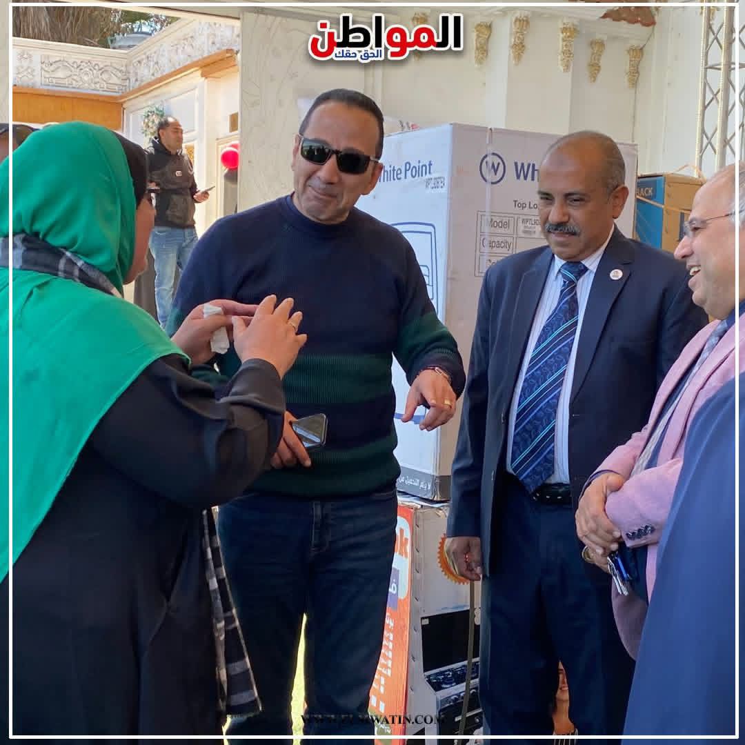 الأستاذ جابر المهدي وأم الغلابة» عزيزة عبد العليم..&nbsp;