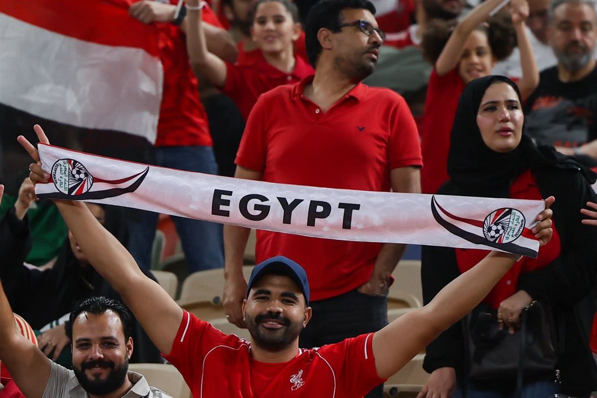 الجماهير المصرية تكتسح مدرجات ودية مصر والسعودية بأرقام قياسية