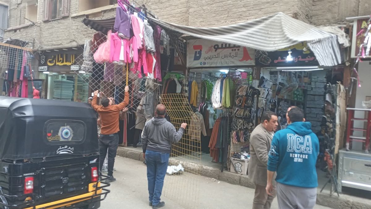 حملات مكثفة لإزالة الإشغالات والتعديات بالقوصية وإعادة الانضباط للشارع