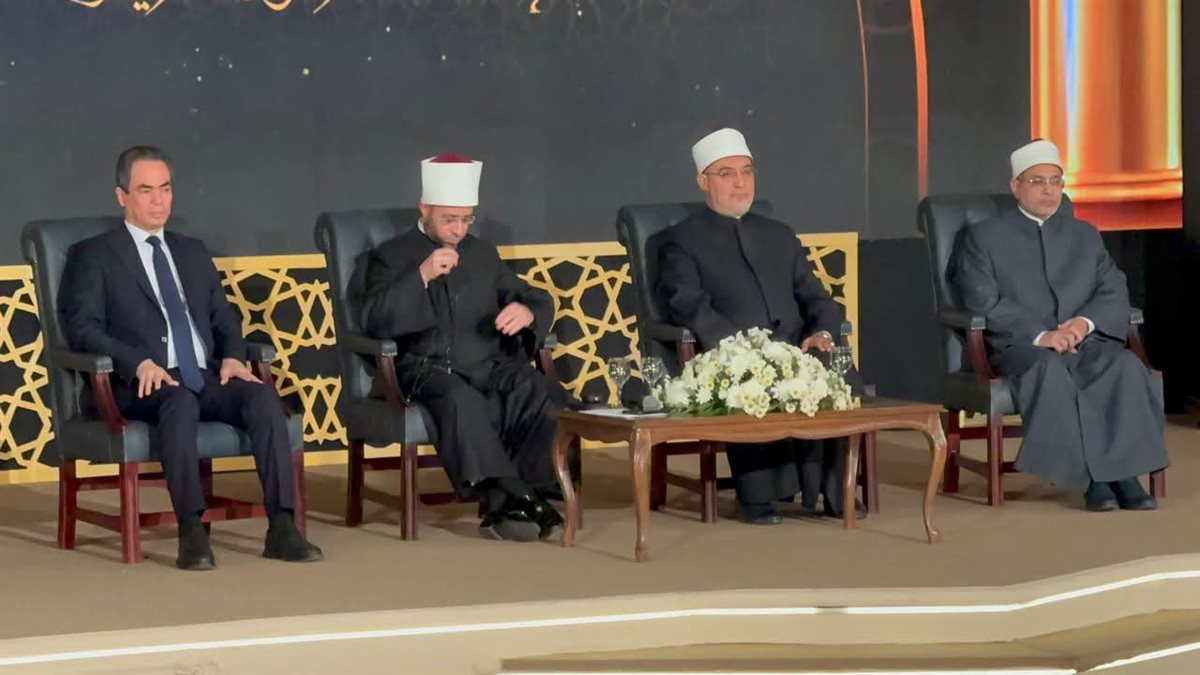 62 عاماً في رحاب التلاوة.. مصر تحتفي بصوت 