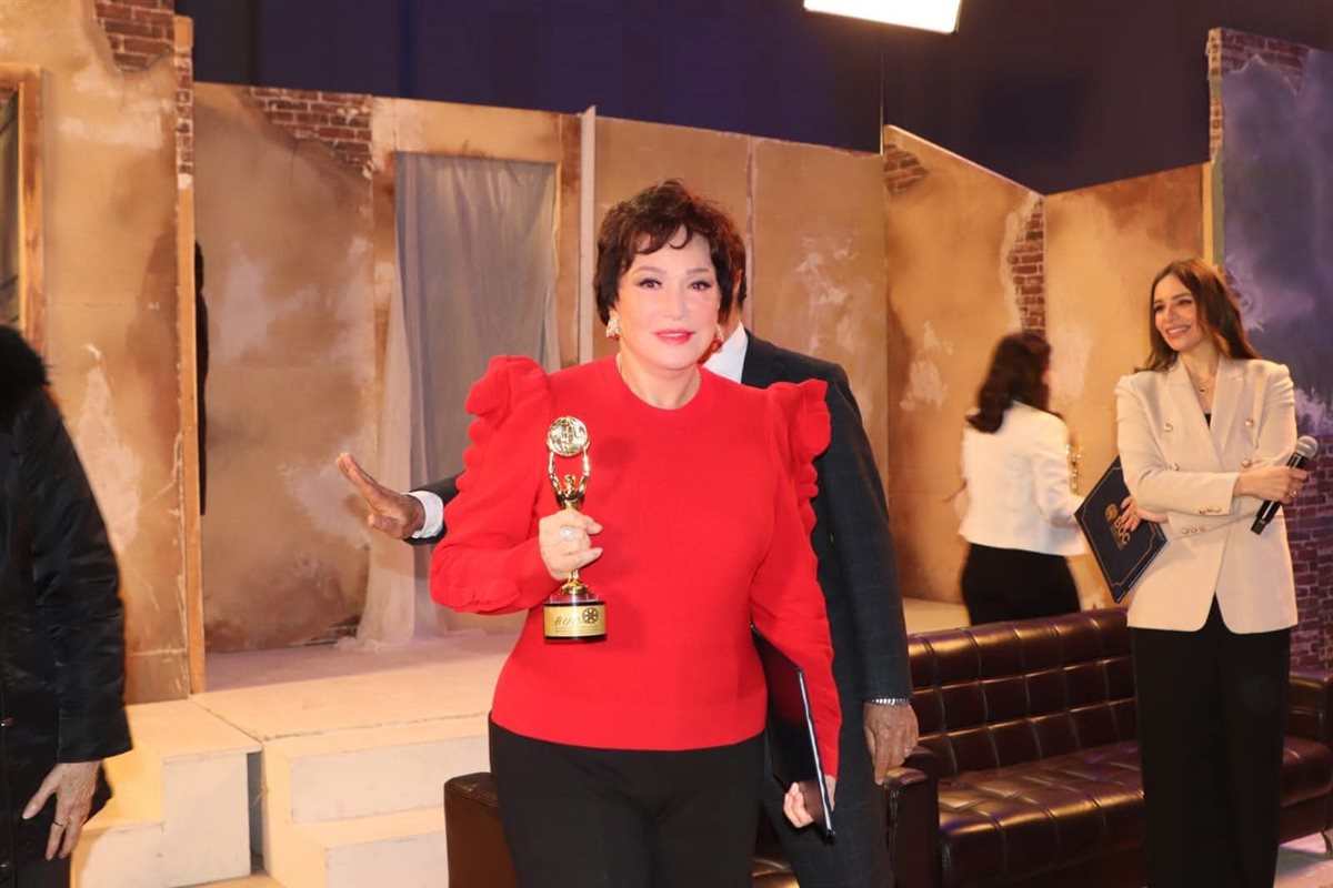 الفنانة لبلبة