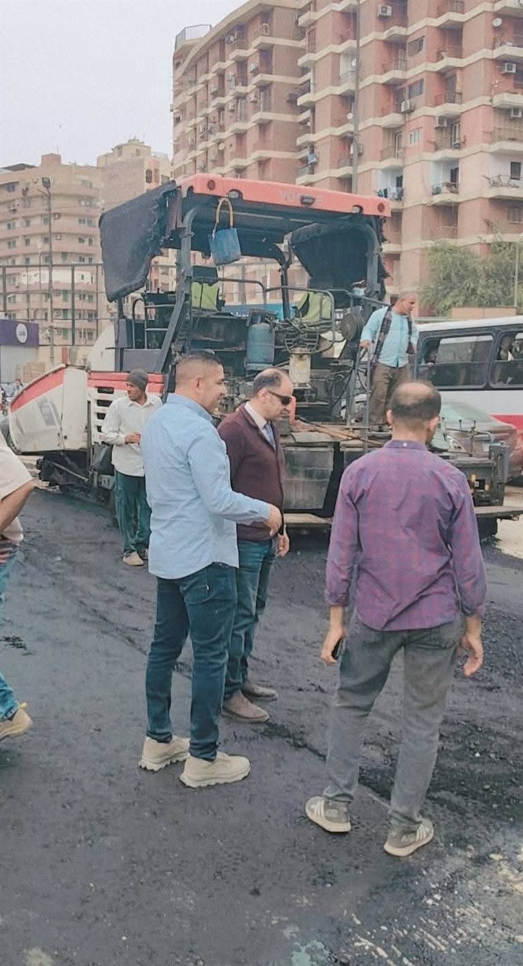 رصف وتطوير شوارع أسيوط لتعزيز السيولة المرورية