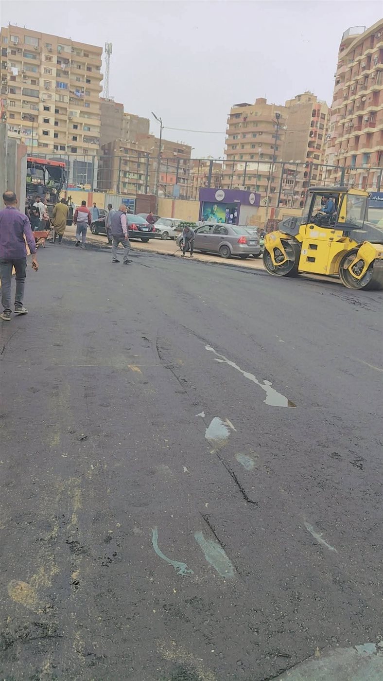 رصف وتطوير شوارع أسيوط لتعزيز السيولة المرورية